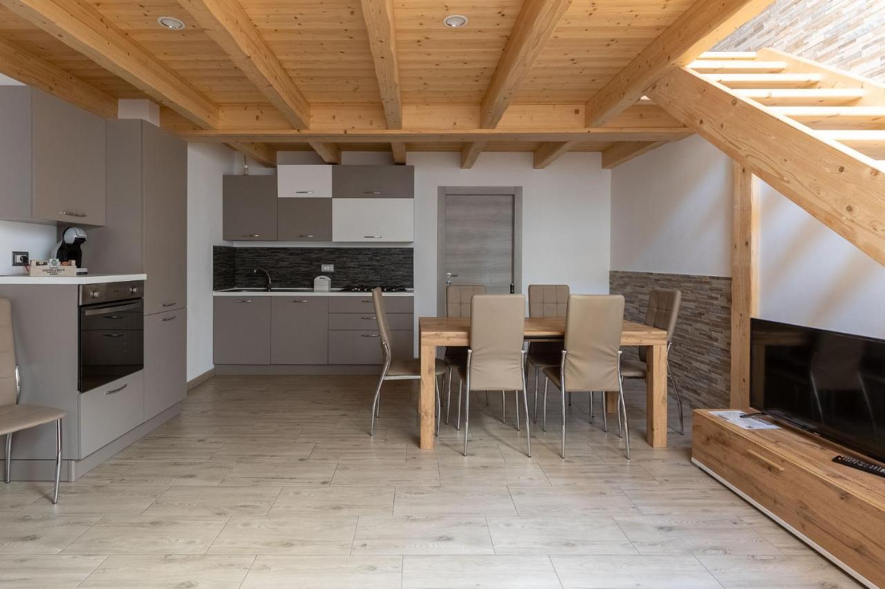 Residenza Al Castello Appartement Enguiso Buitenkant foto