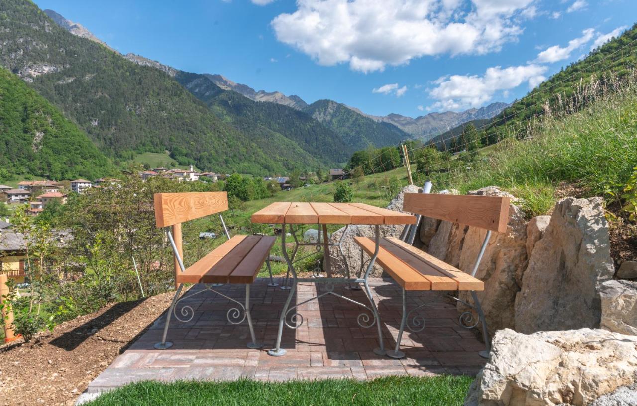 Residenza Al Castello Appartement Enguiso Buitenkant foto