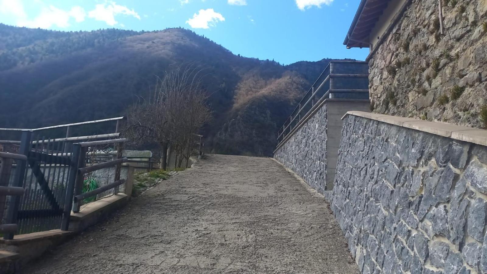 Residenza Al Castello Appartement Enguiso Buitenkant foto